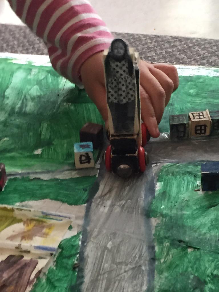 SarahPapoff's tweet photo. @TDSB_MSIC @TDSB_Ogden @OgdenRoom6 your community project is amazing. #studentarchitects #STEM #STEAM http://t.co/Rjw5sYGkdd