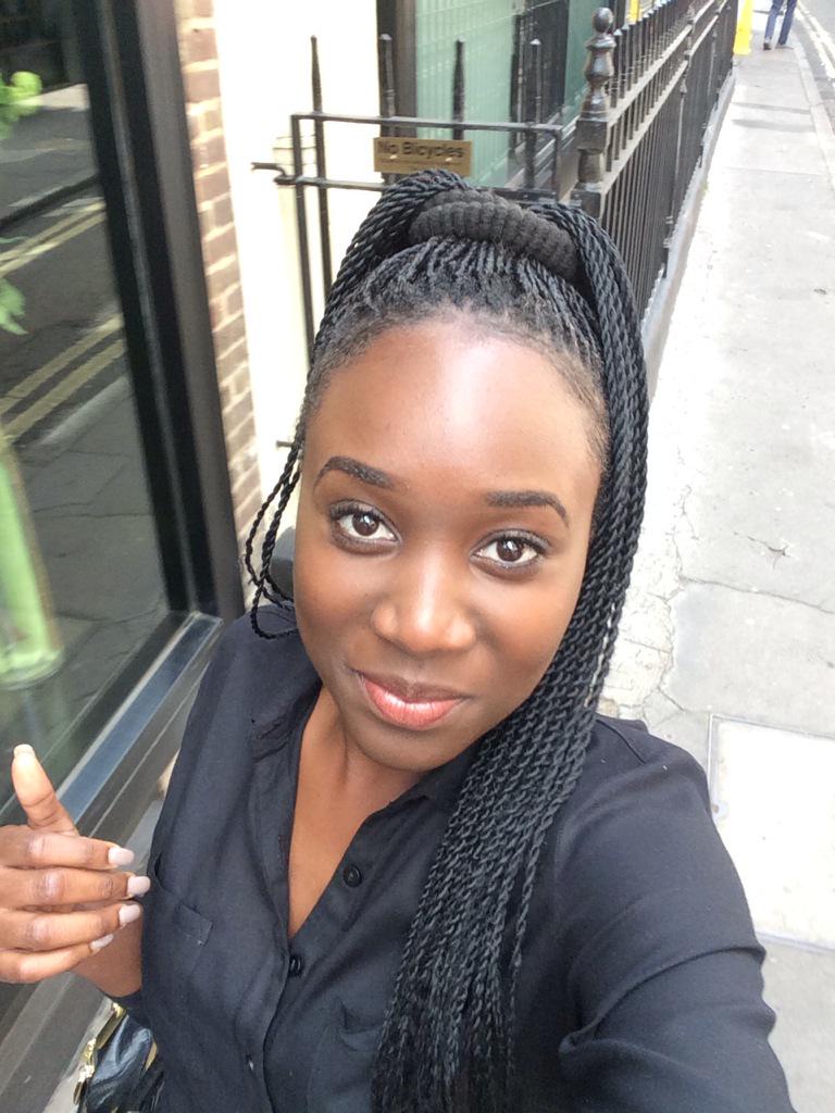 CAKEcosmeticsUK's tweet photo. @KandidlyEver_KG frosting her lips with black honey lipstick and French fancy foundation #brownbeauty #makeupfavs http://t.co/hpAWbOliqe