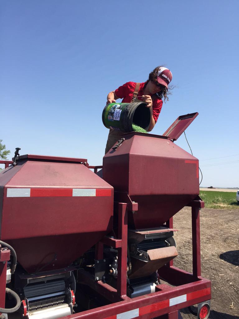 OilCapsHockey's tweet photo. Thanks to our friends at @SeedHawk for planting our test plots today at the Oil Caps Crop Club #VOCCropClub2015 http://t.co/nFABSViCMt