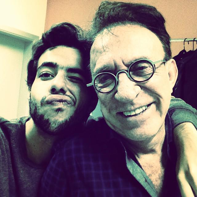 TucaGraca's tweet photo. Que honra! Além de mestre, um grande amigo, aprendo mais e mais a cada dia com esse artista completo, Moacir Franco! http://t.co/2bGI3APqtd