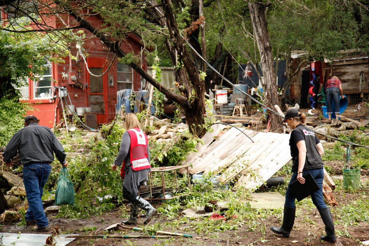RedCrossCSTR's tweet photo. Check out our Flickr account for photos of the storms that have affected thousands http://t.co/5giK78uwEu http://t.co/exYY4MaZiJ