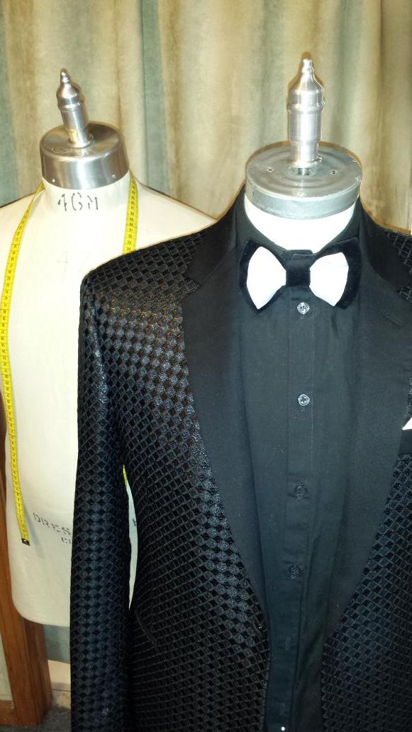 LacalaDesign's tweet image. When it comes to sport coats, fabric matters!