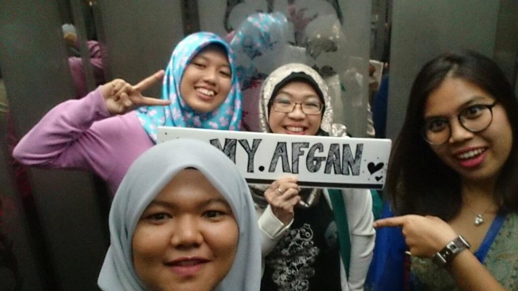 Sofie_Masrol's tweet photo. Happy Birthday @afgansyah_reza ππ #26thAfgan #AFGANDAY .... Leviuuuuu πππ http://t.co/dBQZnvOVI9