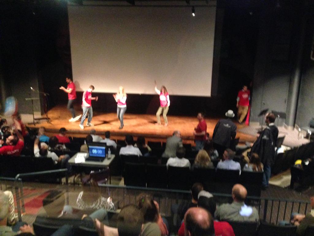 StartUpLady's tweet photo. #FCSW2015 has kicked off!!! Come see me at the Lincoln center today! http://t.co/2iKHgwPUBC