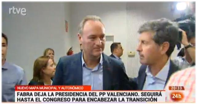 rtvenoticias's tweet photo. Fabra, Bauzá y Rudi dejarán la dirección del PP en próximos meses por los resultados del 24M http://t.co/yxDAHsmQRV http://t.co/aG3ROS1MhP
