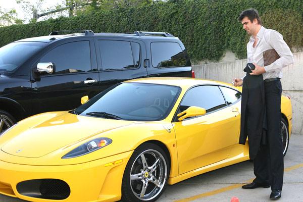 \"Mehmet Okur, Tupac Shakur. I\m feeling awesome.\"  Happy birthday Memo. 