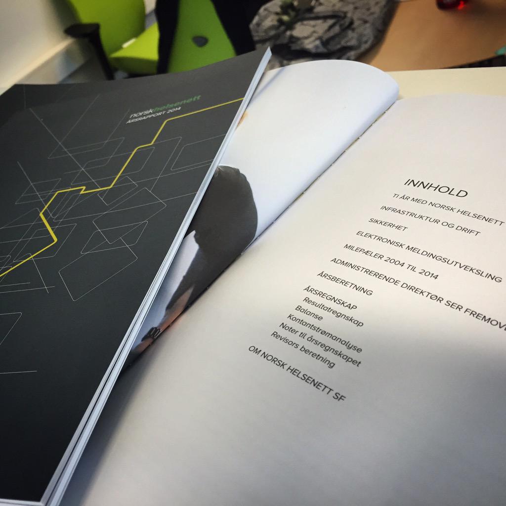 husevag's tweet photo. Årsrapporten for 2014 i boks. Både papir og digitalt https://t.co/39jMCPZWie #norskhelsenett #helse #IKT #resultater http://t.co/wFFS7k0VrO