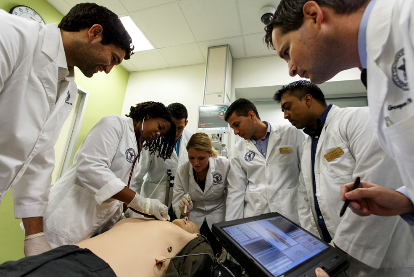 aucalum's tweet photo. AUC Alumni Spotlight: Burton Tabaac M.D. (’14) http://t.co/FA16CLhoAN http://t.co/t7SKOlFXmh #AlwaysAuc http://t.co/6pcc9sdcJO