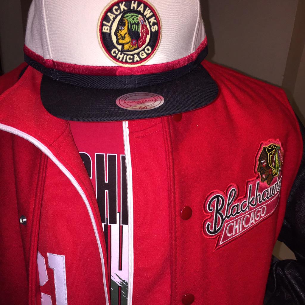 mitchell_ness's tweet photo. Comeback? pt.2 @nhlblackhawks @NHL http://t.co/wNynSJRiDa #mnoutfit #mncollection http://t.co/Kee73WM3sV