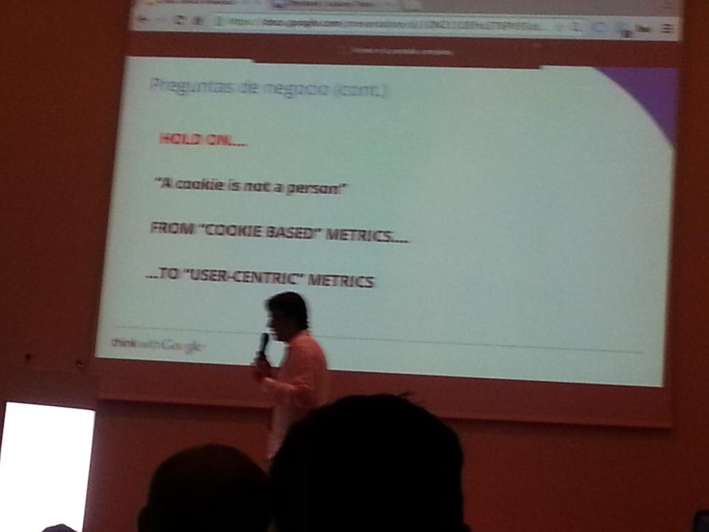 claudiaruiz3's tweet photo. Vendemos a personas no a cookies #ThinkPerformanceES http://t.co/WQ6Q1d4gI2