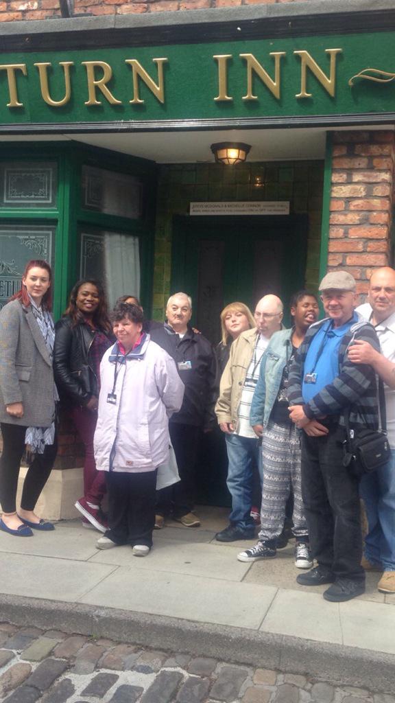 Hayley_Ann92's tweet photo. @CharSaker @HunsdonShaun #CorrieTour @FryersWalk http://t.co/XSZzLDmjSI