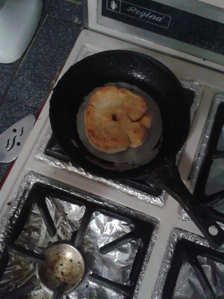 juanshoth's tweet image. A desayunar con mi arena deforme jaja al final sabe igual #buen dia