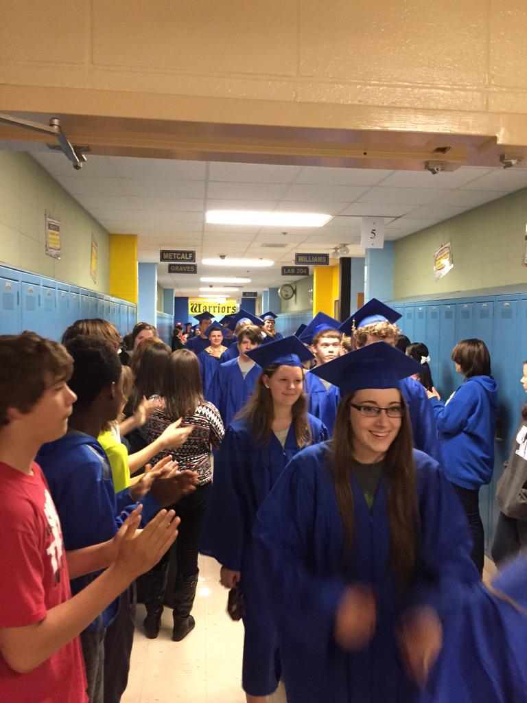 WEGuidance's tweet photo. Third stop on #seniorwalk2015 @WEMSNews http://t.co/druWsSpyET