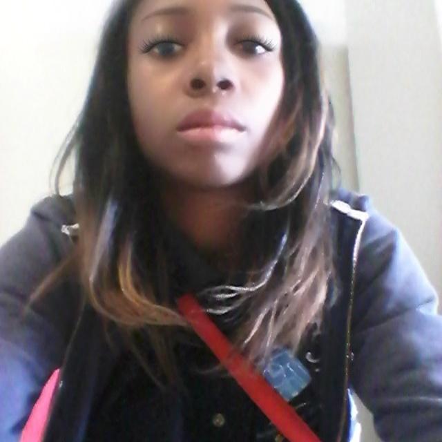 model_vibes's tweet image. School😷😖😪😪