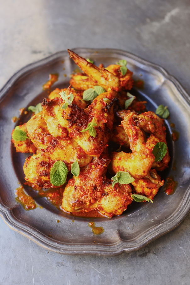 FoodBusker's tweet photo. Grab a copy of @TimeOutLondon today to get @jamieoliver's #FoodTubeMag inc. my piri piri wings http://t.co/n7zHpn59DY http://t.co/bjC1xZWmIn