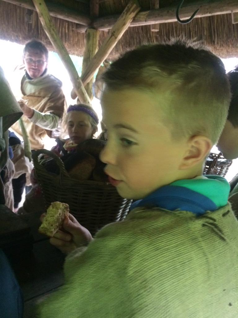 sbodeboemerang's tweet photo. Heerlijk het eigen gemaakte brood! Jammie http://t.co/oNLCHmlks3