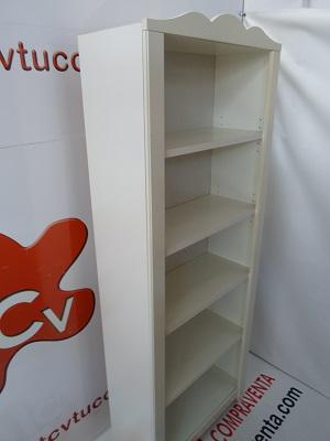 TCVTuCompravent's tweet image. Estanteria madera 4 alturas blanca 70x30x185 cm. 35€ tcvtucompraventa.com/mobiliario-hog…