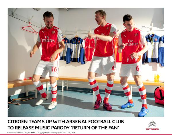 Footballtweet's tweet photo. VIDEO: Arsenal players feature in @CitroenUK's brilliant parody ' #ReturnOfTheFan '. >> http://t.co/A7dd86etVZ http://t.co/1QplS7P6E5