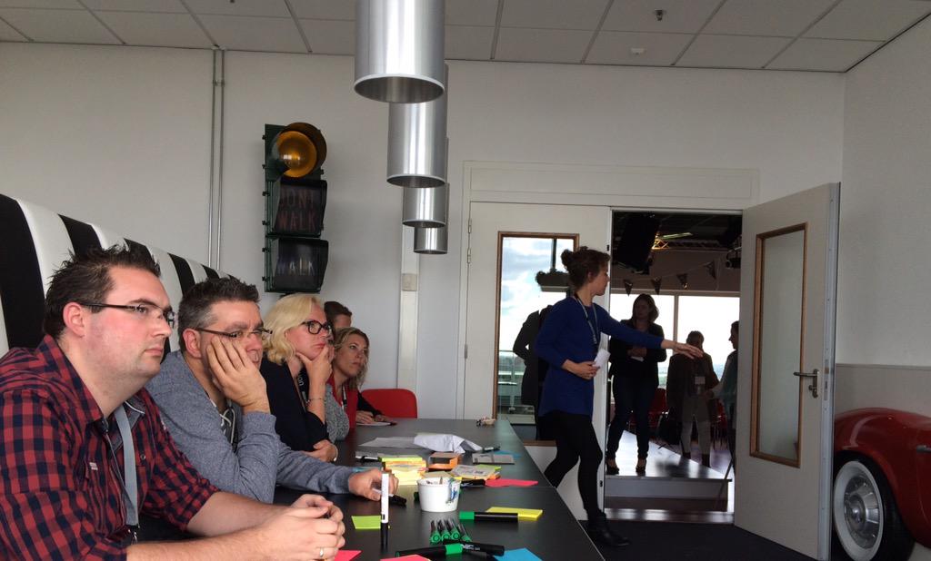 #veranderenmetlef met <a href="/wendydeklerk/">Wendy de Klerk</a> en andere vakcollega's. Wat moeten juist wel doen...? @ConclusionComm