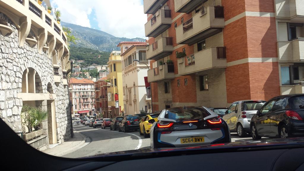 dubrun2015's tweet photo. Monaco Grand Prix was epic.... #DUBRUN2015 http://t.co/8szXRlS7pg