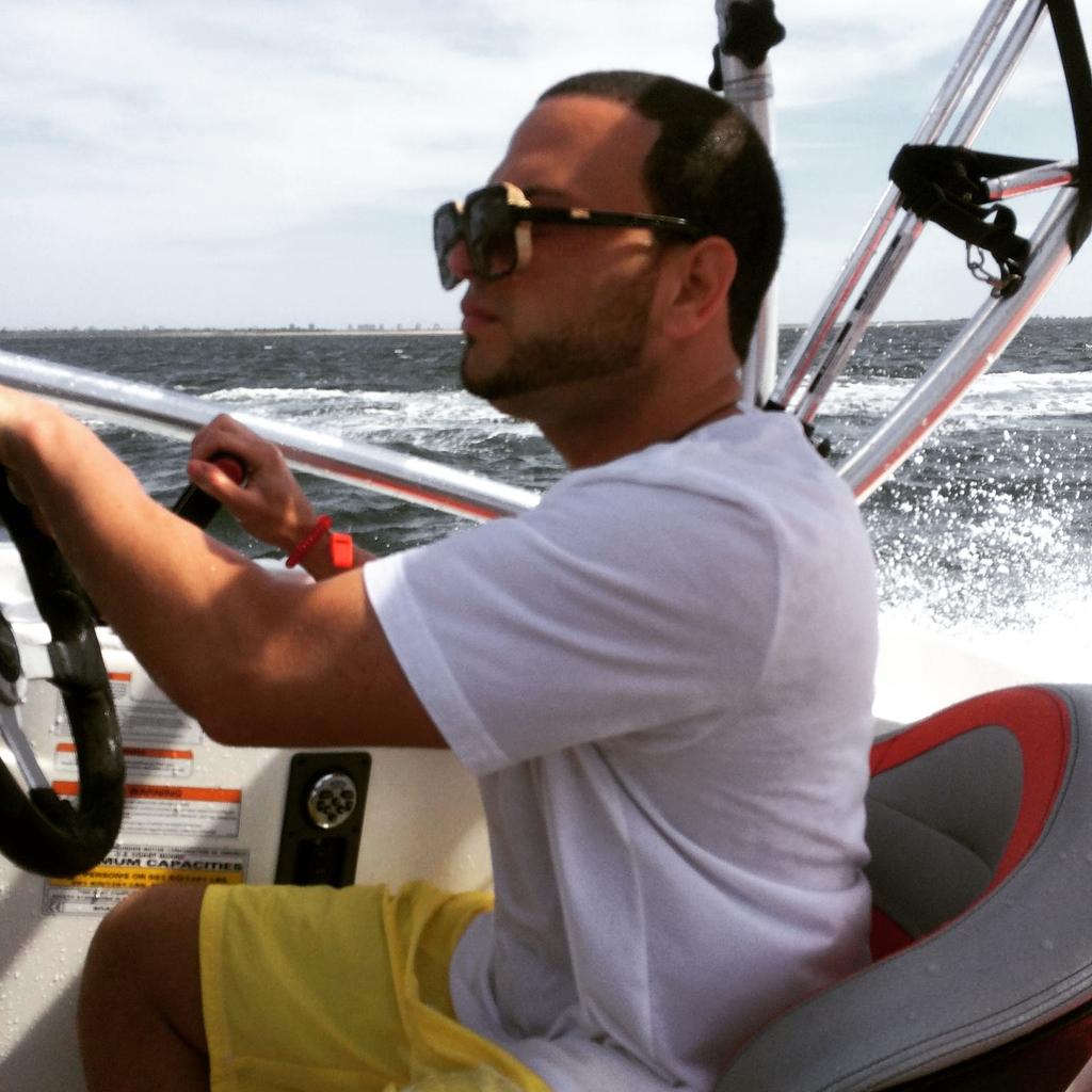 Shades4Kicks (@candymansionent) on Twitter photo 