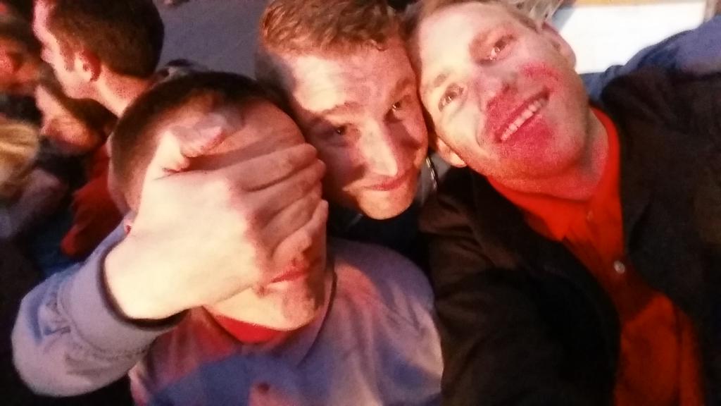 SteveFlood_'s tweet photo. #FoosAtSoL #foos #foofighters #sol http://t.co/hbqlSujRQz