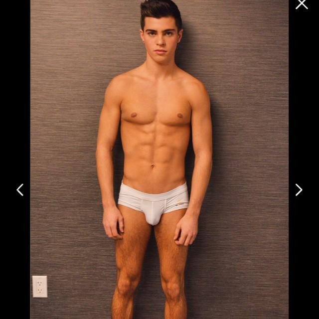 ToddJSaporito's tweet photo. #IG2Buffer: (@itsreallyken #itsreallyken) Updated digitalis with @adam_models #itsToddS #ToddJSaporito #MeanBull @to… http://t.co/rqk9Vsfa2O