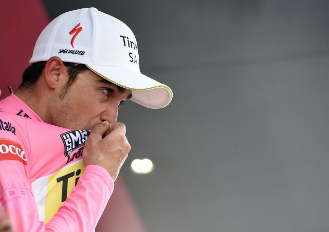 albertocontador's tweet photo. ...este dia lo recordare siempre.Gracias equipo por dar el 100%,muy orgulloso de vosotros!Sois grandes! http://t.co/PPkiVXCmQs