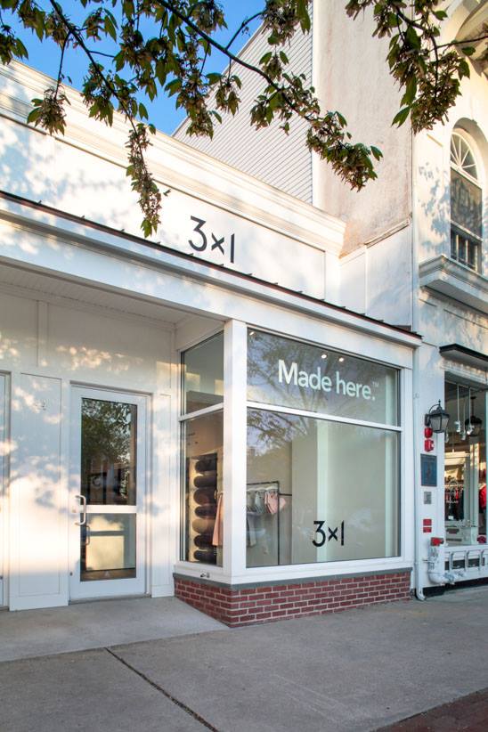 hipshops's tweet photo. A new denim corner of heaven by @3x1 in #Southampton, New York. http://t.co/GPFj0dS915 #hipshops #newyorkshops #denim http://t.co/84Dij9Vs5F