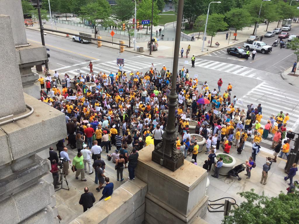 GiladThaler's tweet photo. Protesters gather outside Cleveland City Hall after #BreloVerdict and ahead of DOJ announcement #cleprotests. http://t.co/UhRapOptjt