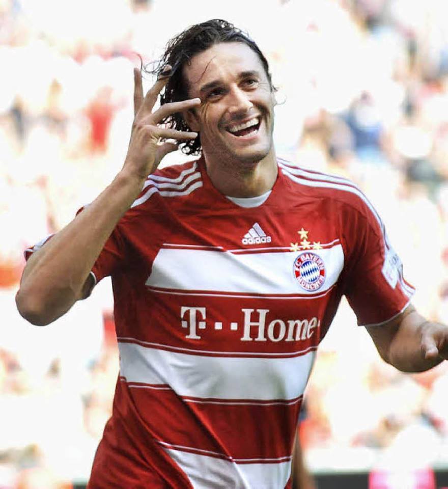If Bayern calls me on phone again, I will go to play there, even without money.\"

Happy 38th Birthday Luca Toni! 