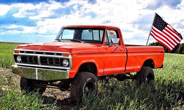 _LiftedTrucks_'s tweet photo. #Ford http://t.co/3LULAHcxnI