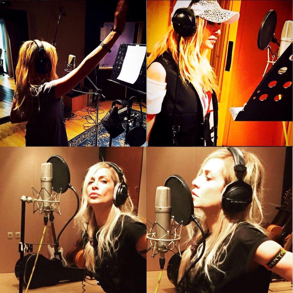 AnnaVissiBlog's tweet photo. @AnnaVissiLive in the studio #comingcoon #annavissi #studio http://t.co/pPtBAntAek