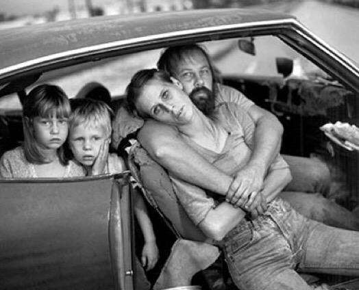 Notfinishedart's tweet photo. Sending our love to friends &amp; family of photography legend Mary Ellen Mark. So sad to hear. 
http://t.co/brycI5c0FE http://t.co/Az2D2mysp4