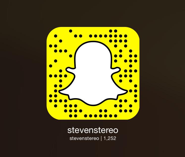 5teven5tereo's tweet image. I accidentally poured Cheetos all over myself while trying to take a selfie. #addicted #hastostop #snapchat