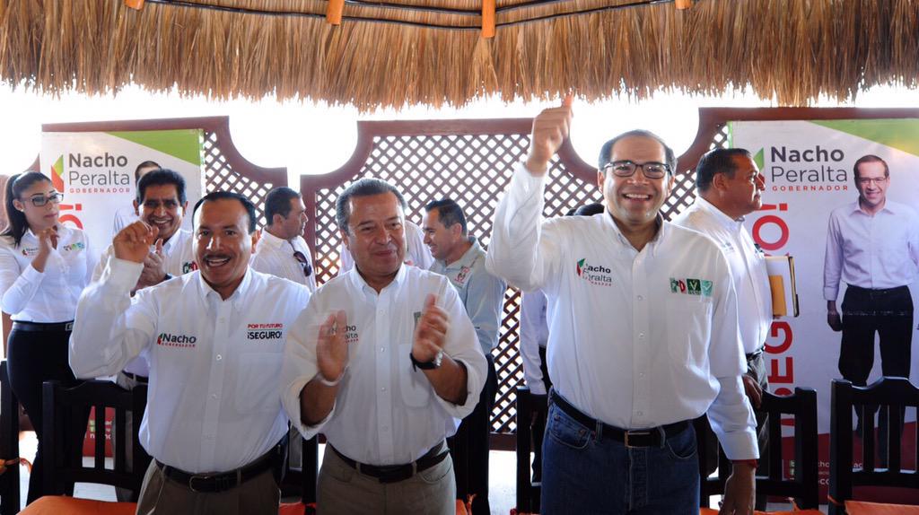 MTEstatalColima's tweet photo. @CCQ_PRI Vamos por el #TriunfoSeguro con @nachoperaltacol para un Colima Prospero y Seguro! #NachoVotoSeguro #VotaPRI http://t.co/cc4RZEgBVD