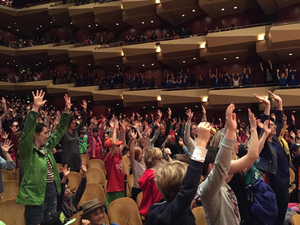 MusicAtQAE's tweet photo. 3rd graders loved playing w/ @seattlesymphony with the LinkUp recorder series!! #MusicMatters #MusicAtQAE http://t.co/2xqTECodNr
