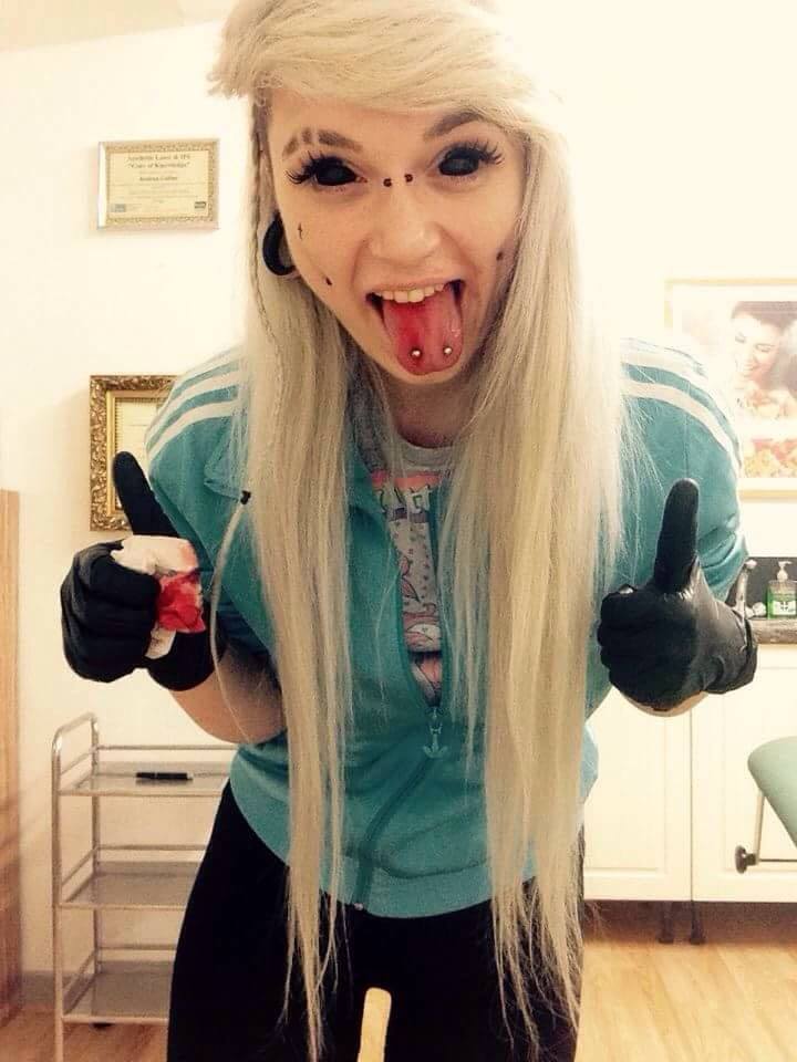 DeanAdamFurlong's tweet photo. @KimikoKrash my fav girl ever <3 xx http://t.co/KsmGPo9hjA