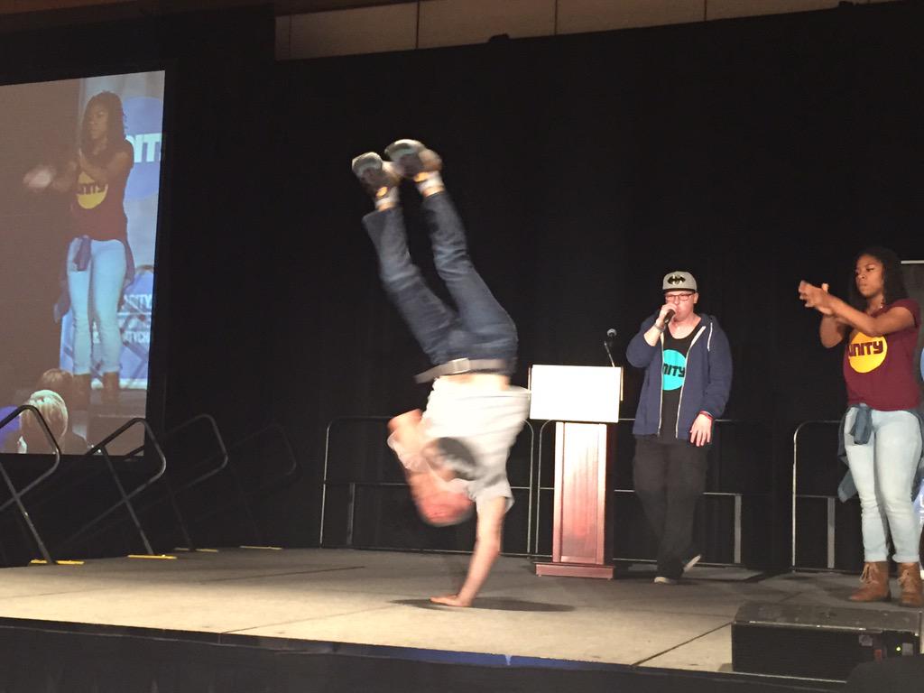 miivino's tweet photo. Express your stress and develop ur success @unitycharity @afptoronto #frday15 http://t.co/bZOGVKt4jk