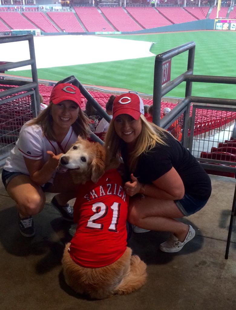 rachealmeyer's tweet photo. Hey @FlavaFraz21 we've got one ready and suited up to help out at third! ⚾️🐶 #barkinthepark http://t.co/3dbUnEceP8