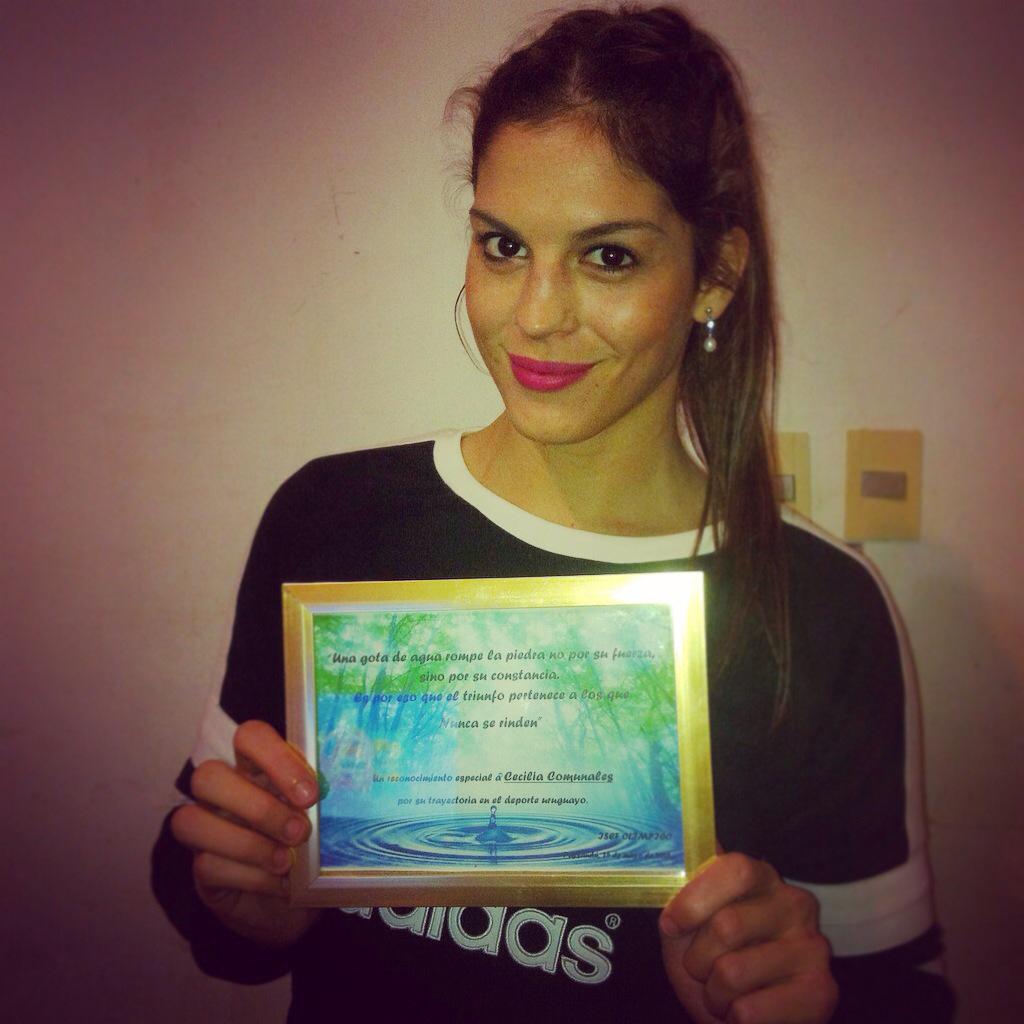 ComunalesReina's tweet photo. Reconocimiento de #isefolimpico #paysandu #uruguay #OlimpiadasISEF #Olimpiadasisef2015 #isef Muchísimas gracias!❤️👍😘👑 http://t.co/dWhaZsraZW