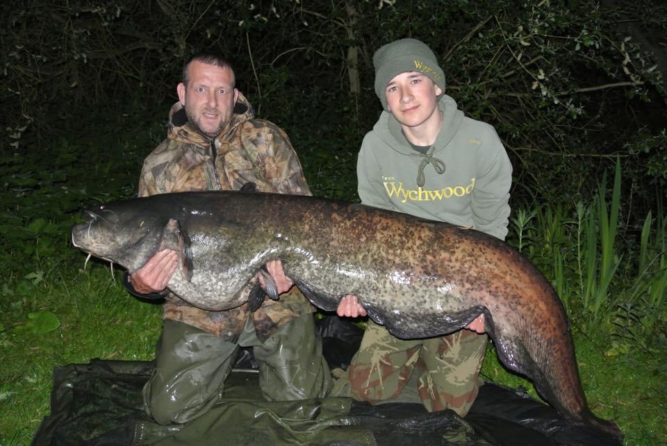 askpenners's tweet photo. “@canouman: Rate this UK cat @askpenners http://t.co/nlc4hBwIM0”
Were you fishing for it? If so 8.0
If not 5.0