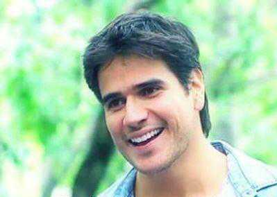 DanielArenasTF's tweet photo. Qué sonrisa más bella la de mi @DanArenas !! http://t.co/Cm1NeZ9Qvr