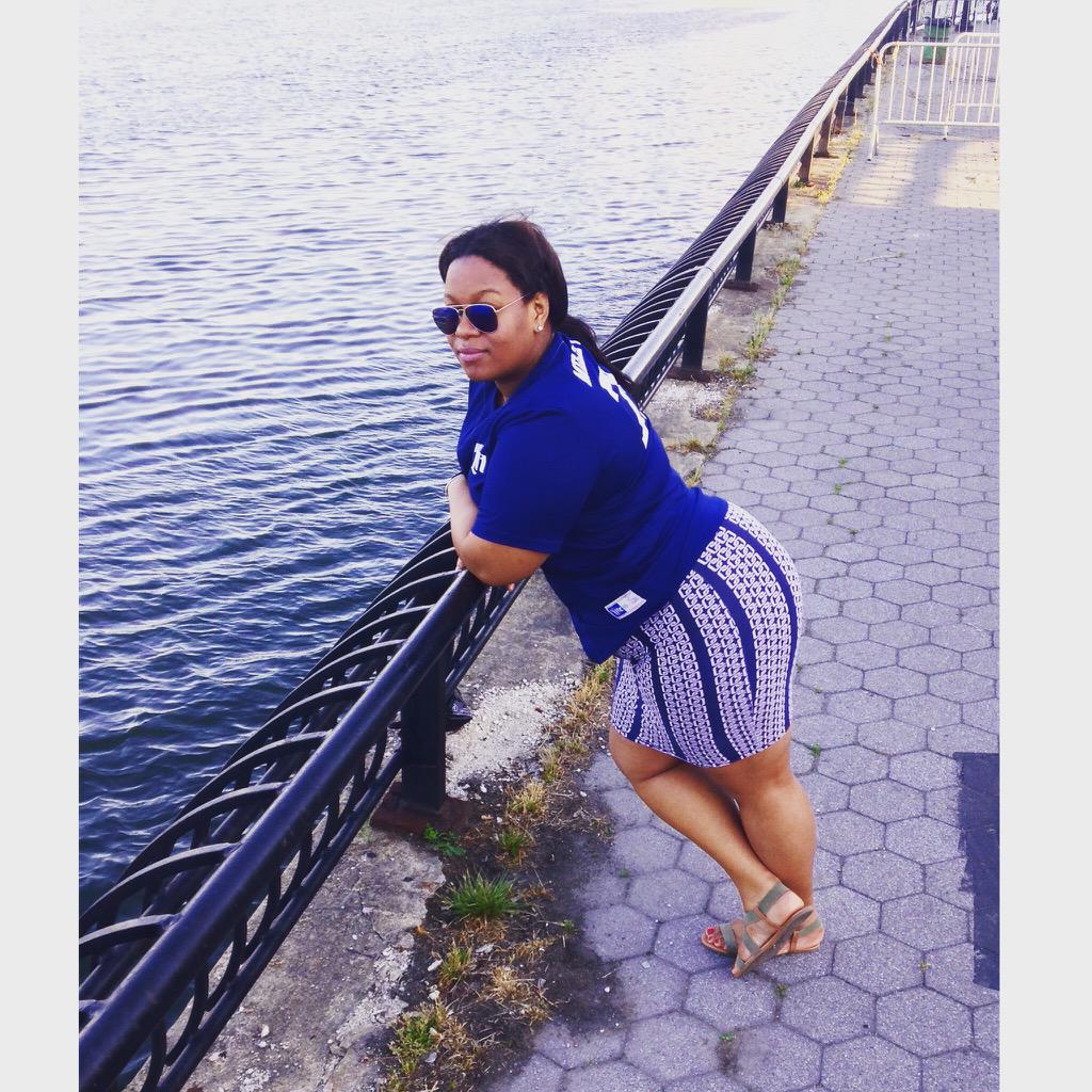 just_ashii's tweet photo. Nice Day In Harlem 💕 #SOONRETURN http://t.co/tbG9BcbOzO