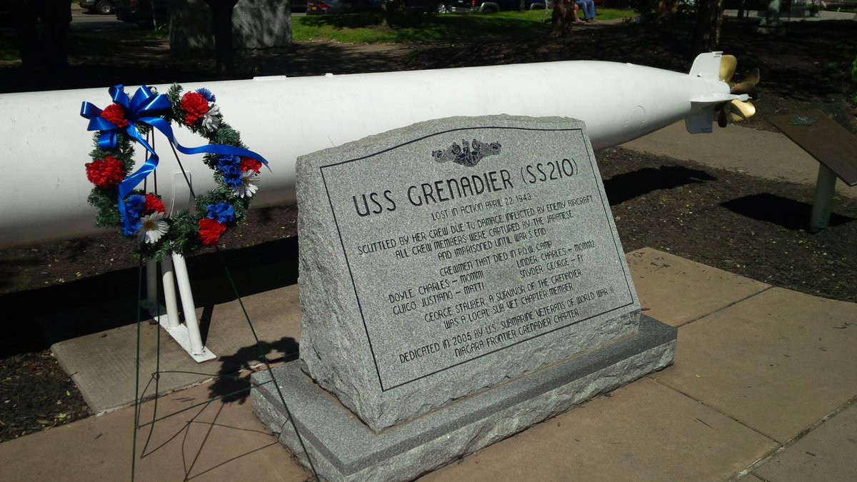BfloNavalPark's tweet photo. US Submarine Vets #WNY Base recalled 3506 sailors and each of 52 boats lost in #WWII #MemorialDay ceremony #SubVets http://t.co/bqtWLlKiNN