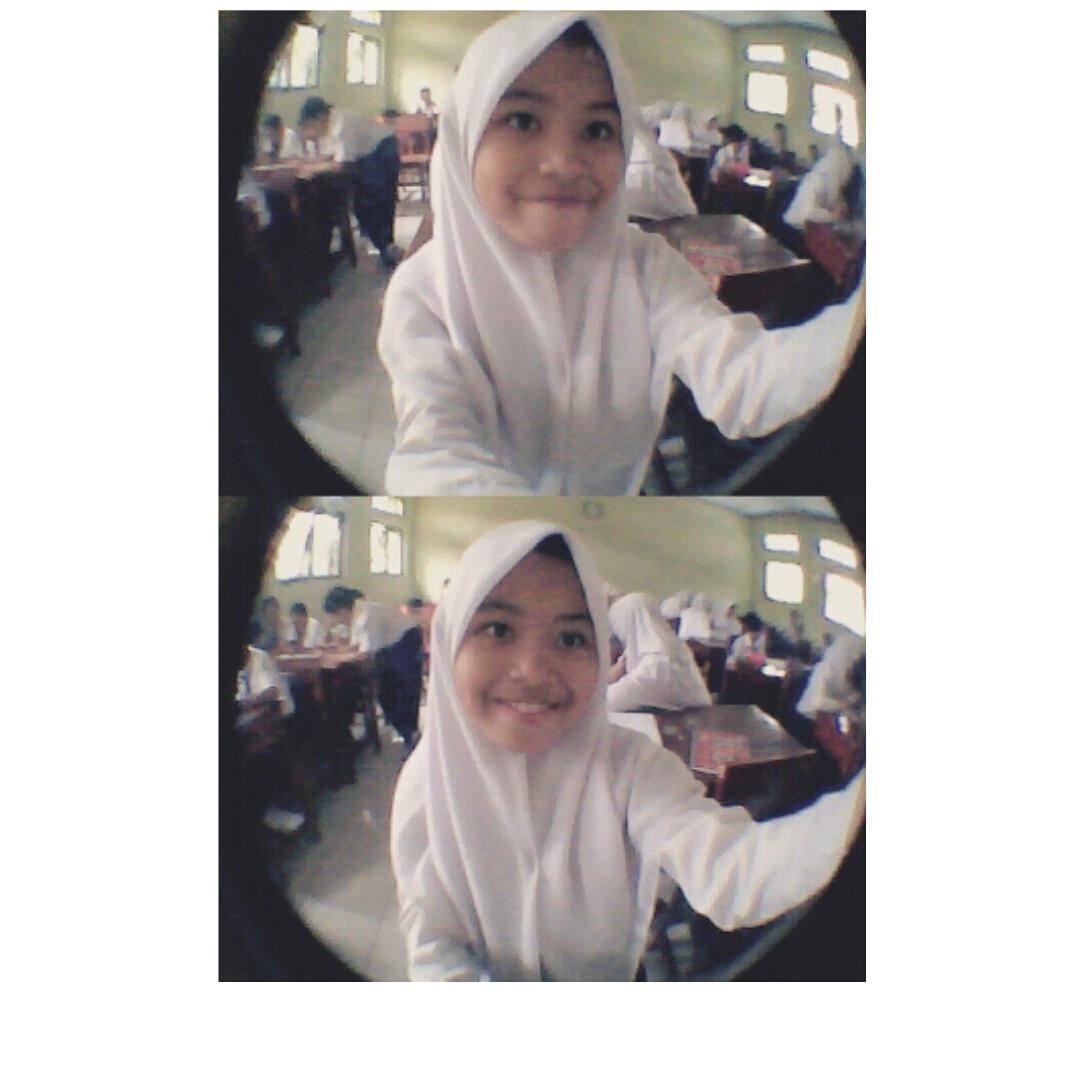 PutriAlvionaa's tweet photo. haii http://t.co/KjIbFBSitJ