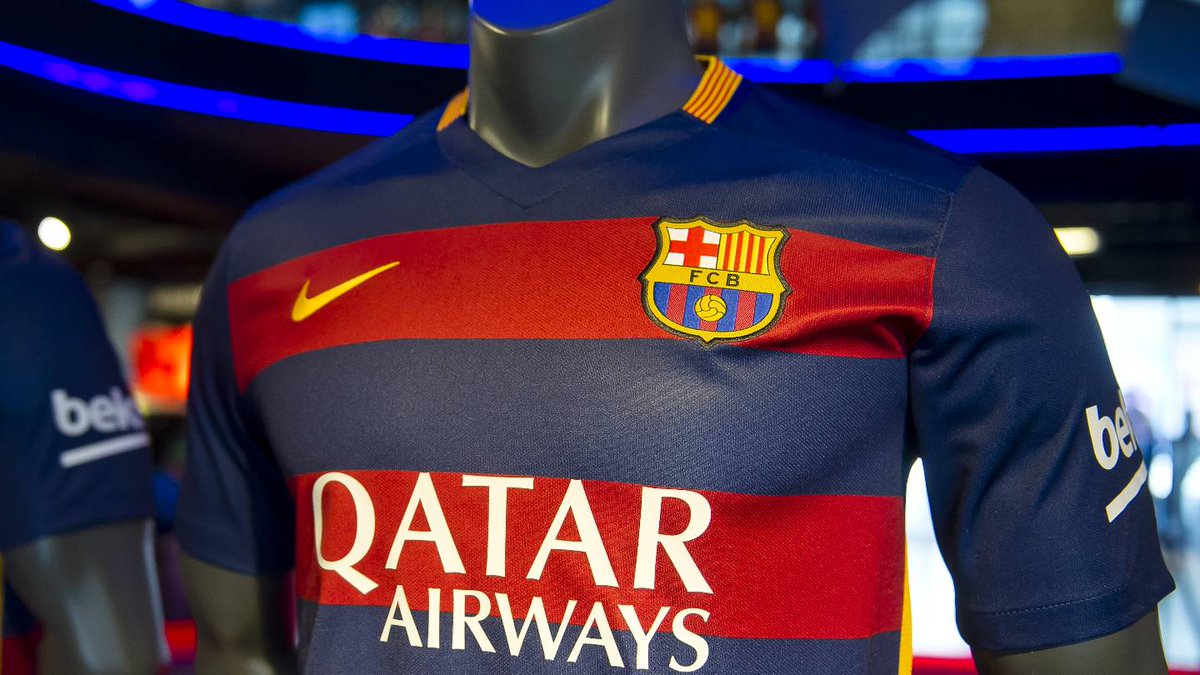 Legacy parachute Ingang FC Barcelona on Twitter: "[PHOTOS] The new Barça kit for the 2015/16  season, on sale http://t.co/lSM34Hhfdr http://t.co/mPIBInpH4e" / Twitter