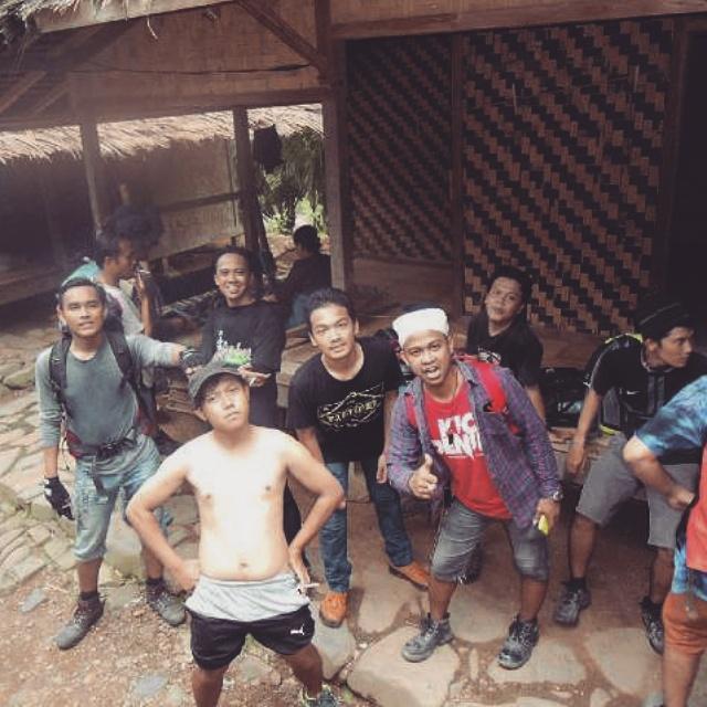 enjoy_adv's tweet photo. #LalanpahKaBaduy #CampSiboleger http://t.co/FRuY0G1Ij4