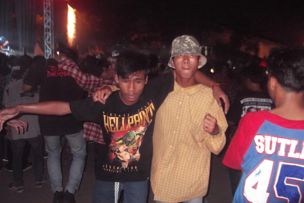 Dzili Skateboarder tweet media