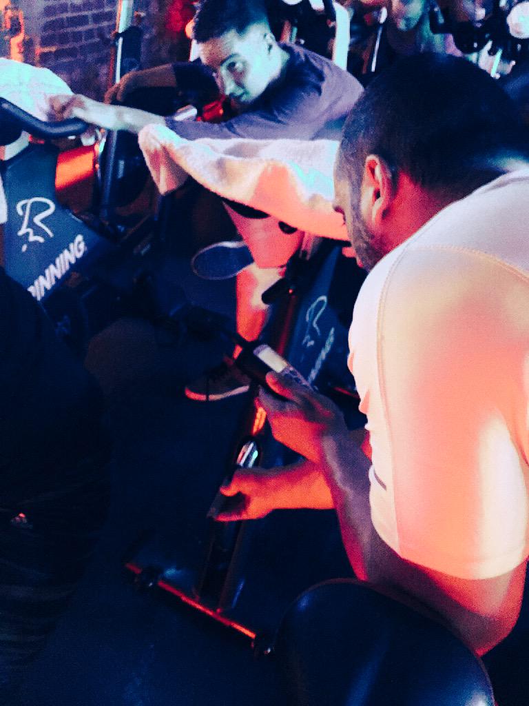 FFStrand's tweet photo. #vp #procycling launch with sir @scollingwood92 hottest wheel was 35 degrees 🔥🔥🔥#heattest @FitnessFirstUK @fit_scott http://t.co/1aDKAR2WIm